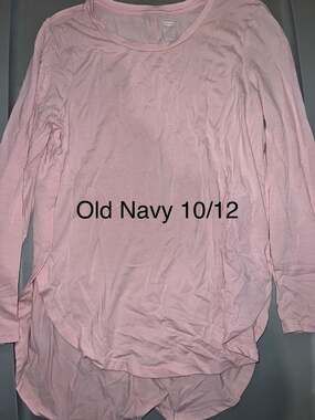 Old Navy Long Sleeve Tunic Top Size 10/12 Pink Crew Neck Curved Hem